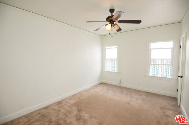 2822 S Victoria Avenue, Los Angeles CA: https://media.crmls.org/mediaz/43900098-494a-4cf2-983c-d8aa7284718d.jpg
