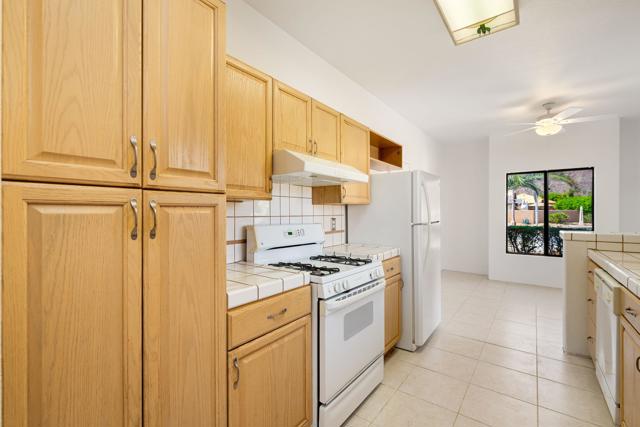 Image 25 of 59 For 51770 Eisenhower Drive