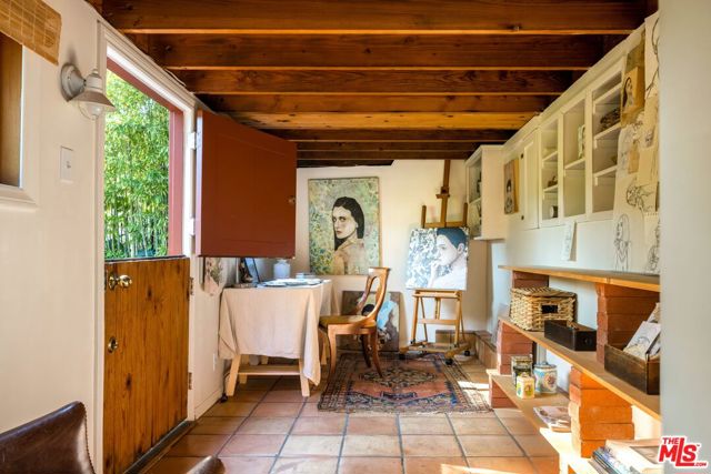 2415 Castilian Drive, Los Angeles CA: https://media.crmls.org/mediaz/4390a5c7-920a-4402-ac8c-b26b7d61de95.jpg