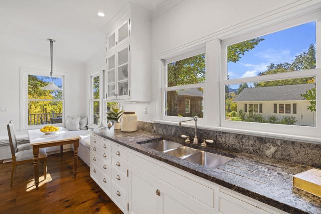 2551 Grant Street, Calistoga CA: https://media.crmls.org/mediaz/43927797-100b-4704-ad16-ba1fa40ceb67.jpg
