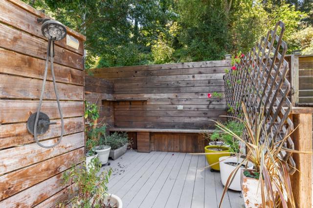 321 Valencia Road, Aptos CA: https://media.crmls.org/mediaz/439282a1-90bc-4c96-bd43-afc4b1541fe7.jpg