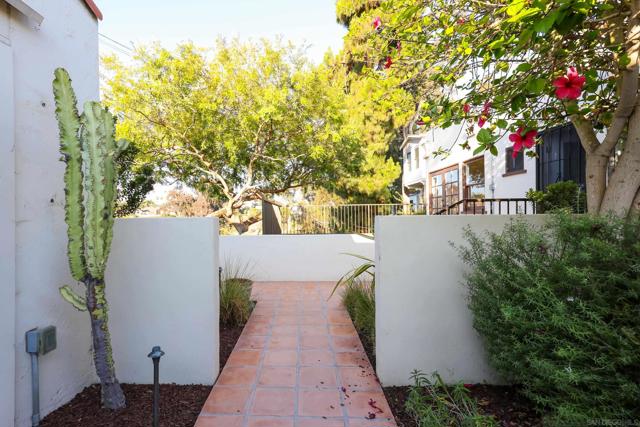 1430 Golden Gate Drive, San Diego CA: https://media.crmls.org/mediaz/43932dc1-be11-48ed-95eb-a8ade3059a96.jpg