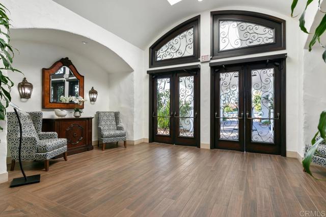 4964 Poseidon Way, Oceanside CA: https://media.crmls.org/mediaz/43936c00-46ca-4c64-acc8-8074e0cc4a71.jpg