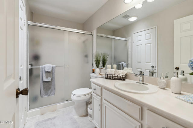 6378 Lada Avenue, Camarillo CA: https://media.crmls.org/mediaz/4395dd3d-0ef5-4e5d-9eda-f22ecdee93f0.jpg