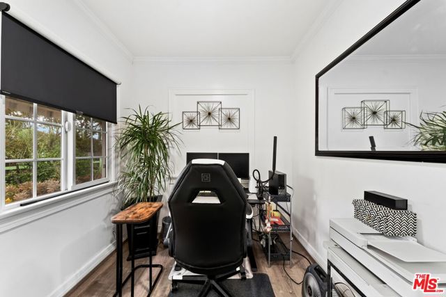 1747 N Avenue 46, Los Angeles CA: https://media.crmls.org/mediaz/43965217-d911-4f44-988f-5bf2b183d0bd.jpg