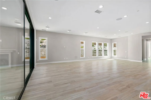 20517 W Deer Grass Court, Porter Ranch CA: https://media.crmls.org/mediaz/4396ed2b-5126-4800-bf9c-2133e73175dd.jpg
