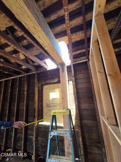 1242 N Virgil Avenue, Los Angeles CA: https://media.crmls.org/mediaz/4397e0ce-3c22-4020-99a3-c6daa464405a.jpg