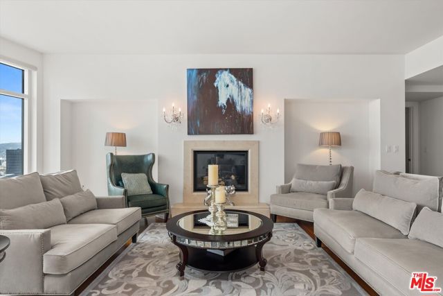 1 W Century Drive, Los Angeles CA: https://media.crmls.org/mediaz/439857ce-e2f6-4b43-9968-ca4f7c82b1a1.jpg