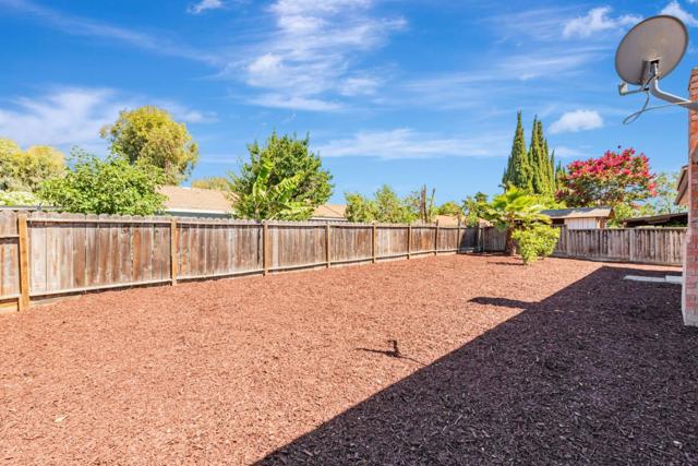 4858 Rue Toulon Court, San Jose CA: https://media.crmls.org/mediaz/4398e93e-8c8d-45fe-ae49-a39bce1d262a.jpg