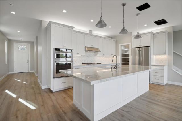 2942 Copley Ave, San Diego CA: https://media.crmls.org/mediaz/4399f165-9b67-43e8-8732-7980dbd49bfa.jpg