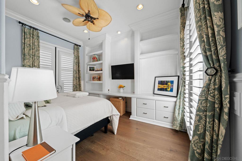 2873 Farragut Road - photo 19