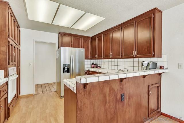 3176 Via Viejas, Alpine CA: https://media.crmls.org/mediaz/439b05e9-dbc5-41f4-baf1-2b8e7cd40121.jpg
