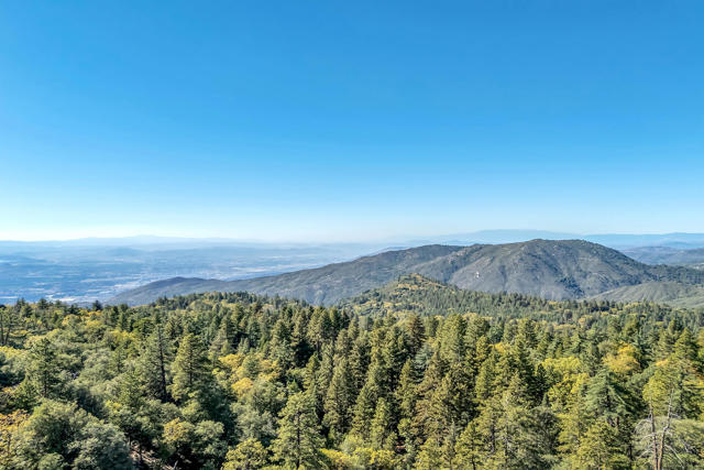 DJI_20251016143434_0316_D