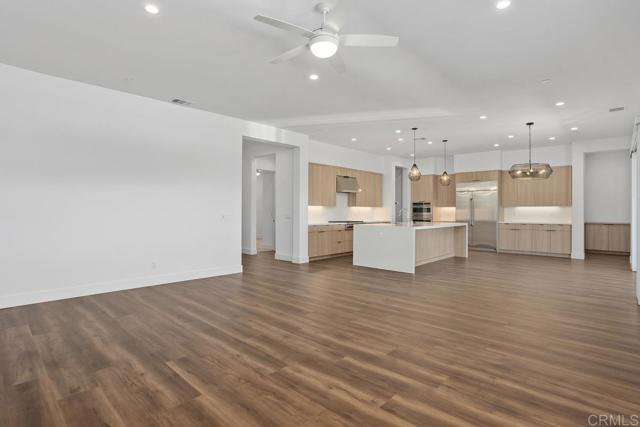 Detail Gallery Image 5 of 39 For 1208 Stonemark Place #MAIN HOUSE,  Vista,  CA 92081 - 6 Beds | 5 Baths