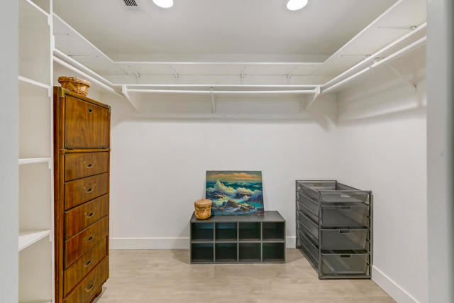 46644 Arapahoe Lane, Indian Wells CA: https://media.crmls.org/mediaz/439bfece-954d-4e8d-bcb1-8bf35d3708ad.jpg