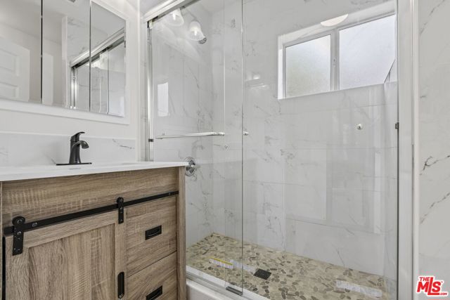 1060 Mcfarland Avenue, Wilmington CA: https://media.crmls.org/mediaz/439c042c-066b-4805-b133-74d0e6650470.jpg