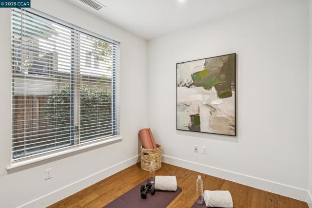 1756 Cole Ave, Walnut Creek CA: https://media.crmls.org/mediaz/439c3fe2-f3a0-475a-af6d-5b607fe2fcda.jpg