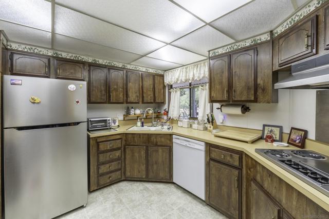 35109 Highway 79 Spc 67, Warner Springs CA: https://media.crmls.org/mediaz/439ce340-cda2-4774-9b73-2b307c952290.jpg