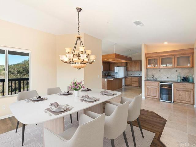 2230 Calle Dos Lomas, Fallbrook CA: https://media.crmls.org/mediaz/439d766e-bc34-4ea7-ad35-900541897137.jpg