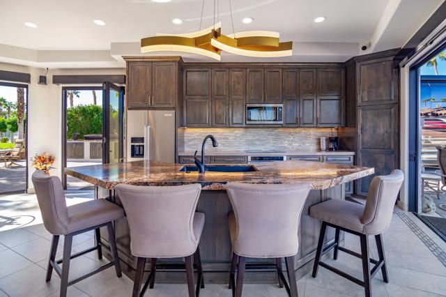 80394 Avenue 48, Indio CA: https://media.crmls.org/mediaz/439dcfc9-b1d4-40bf-bfa8-34873a4ad179.jpg