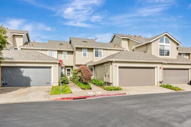 110 Cityview Drive, Daly City CA: https://media.crmls.org/mediaz/439dee2d-048c-440b-b834-6d5f47ccb923.jpg