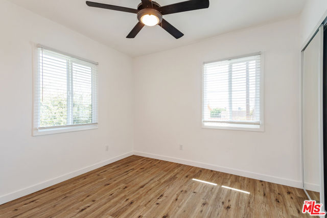 1812 West Glenoaks Boulevard, D photo 15