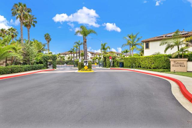 7301 Seafarer Pl, Carlsbad CA: https://media.crmls.org/mediaz/43a13787-7af8-44f9-acc2-c7f718da7c0a.jpg