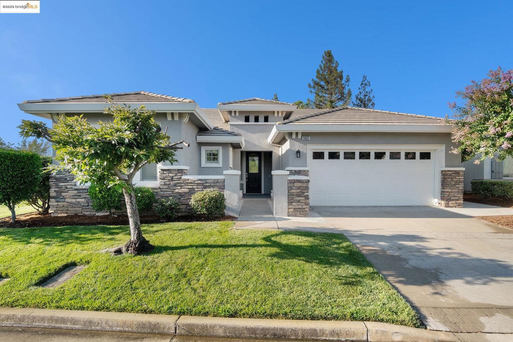 1007 Centennial Dr