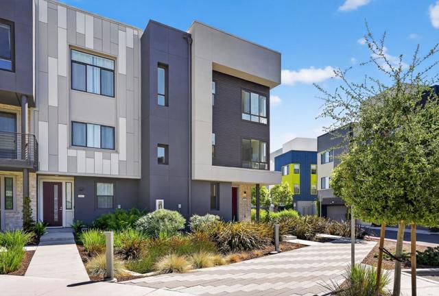 3891 Vanguard, Fremont CA: https://media.crmls.org/mediaz/43a1df75-26f9-4ddd-b222-4786119f3c60.jpg