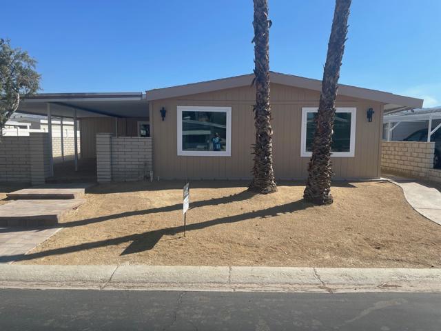73719 Palm Desert Greens N Drive, Palm Desert CA: https://media.crmls.org/mediaz/43a31f44-6b73-4e3e-be7d-2483705359dd.jpg