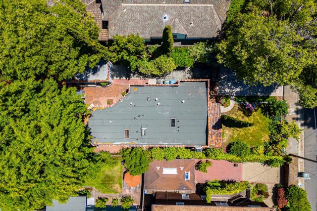 766 Nash Avenue, Menlo Park CA: https://media.crmls.org/mediaz/43a325ce-5f16-489e-9679-4cc17835f778.jpg