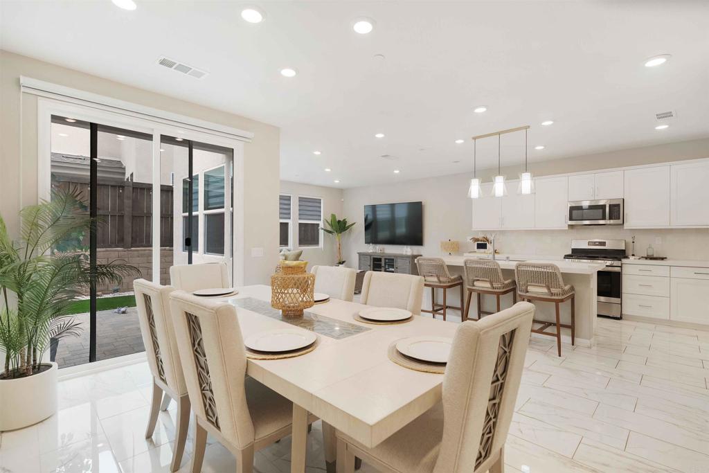1662 Whitmore Loop