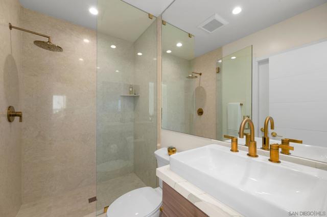 Image 19 of 29 For 3780 32nd Street