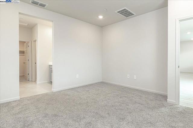 1710 Yukon Territory Ave, Manteca CA: https://media.crmls.org/mediaz/43a51d9c-1210-423c-831d-b152a8861979.jpg