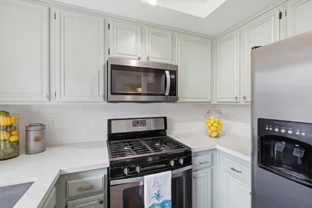 283 Perch Way, Aptos CA: https://media.crmls.org/mediaz/43a5e7a1-599c-4fd9-be18-acf6c432aa57.jpg