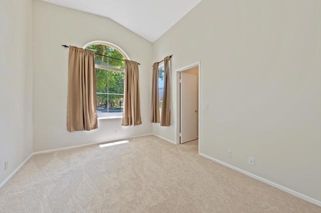 69350 Las Gardenias, Cathedral City CA: https://media.crmls.org/mediaz/43a60015-4acb-43c8-9073-cb50e2ba03e0.jpg
