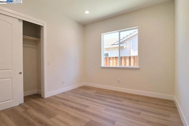 5232 Henderson Ct, Antioch CA: https://media.crmls.org/mediaz/43a62fe4-99ba-4215-913f-2f321dba61bb.jpg