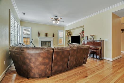 2557 Bentley Ridge Drive, San Jose CA: https://media.crmls.org/mediaz/43a6623c-78ee-45be-815c-efed8b3e4d71.jpg