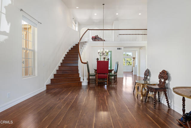 Detail Gallery Image 3 of 25 For 815 Vista Grande Dr, Santa Paula,  CA 93060 - 3 Beds | 2/1 Baths