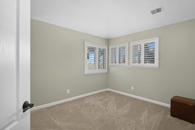 5233 Boulder Ct, Concord CA: https://media.crmls.org/mediaz/43a68812-60e9-4e10-a844-59fa70e39e33.jpg