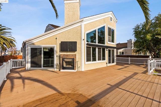 4730 Spinnaker Way, Discovery Bay CA: https://media.crmls.org/mediaz/43a6f399-92c5-46b0-9919-20058947cdd0.jpg