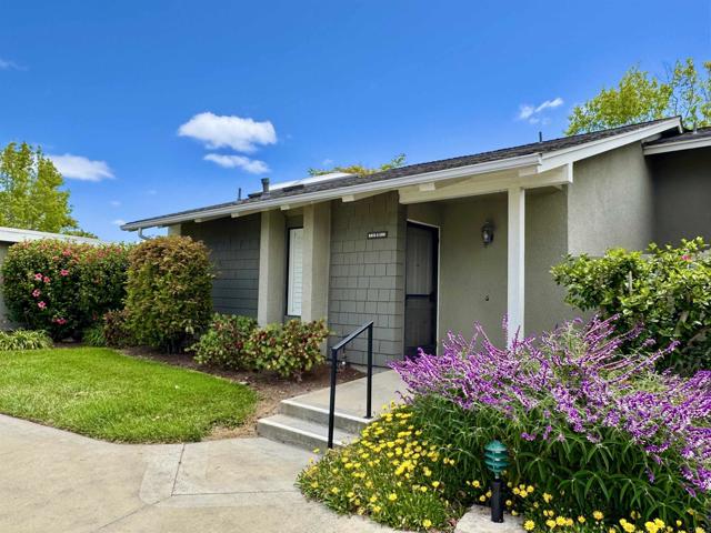 Detail Gallery Image 1 of 1 For 8933 Yolo Cir 1308-a,  Huntington Beach,  CA 92646 - 2 Beds | 2 Baths