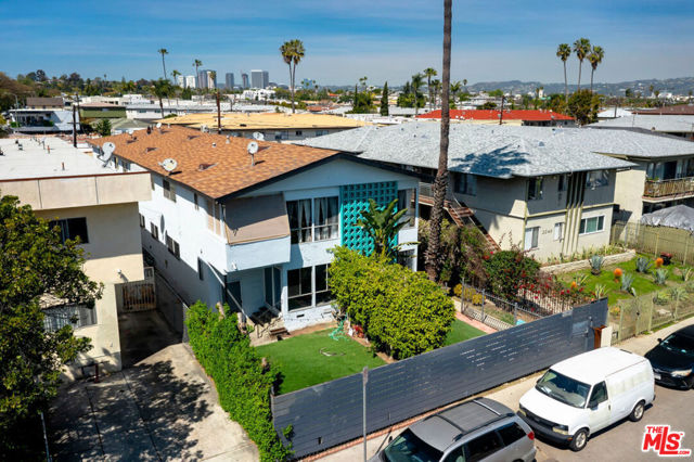 2051 S Corning Street, Los Angeles CA: https://media.crmls.org/mediaz/43a7e0dd-cfff-456a-87f6-88b05e9b750b.jpg