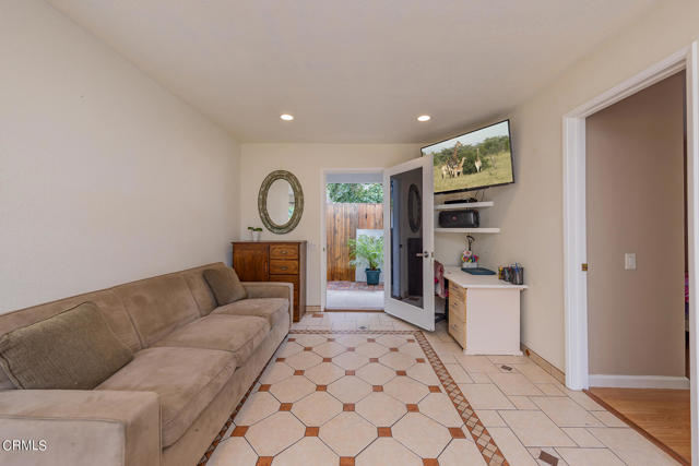 Detail Gallery Image 9 of 27 For 218 N Arnaz St, Ojai,  CA 93023 - 3 Beds | 1 Baths