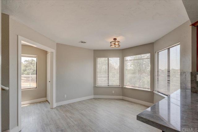 18434 Ramona View Drive, Ramona CA: https://media.crmls.org/mediaz/43a906db-fac0-40ed-83c8-cbcd5e40d630.jpg