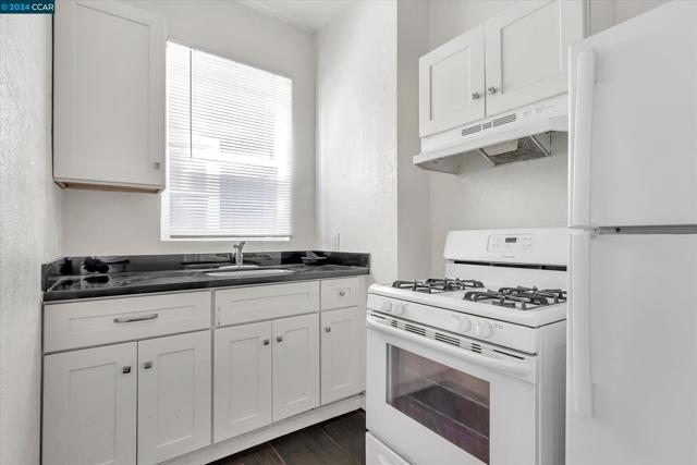 Image 15 of 59 For 1717 12th Street
