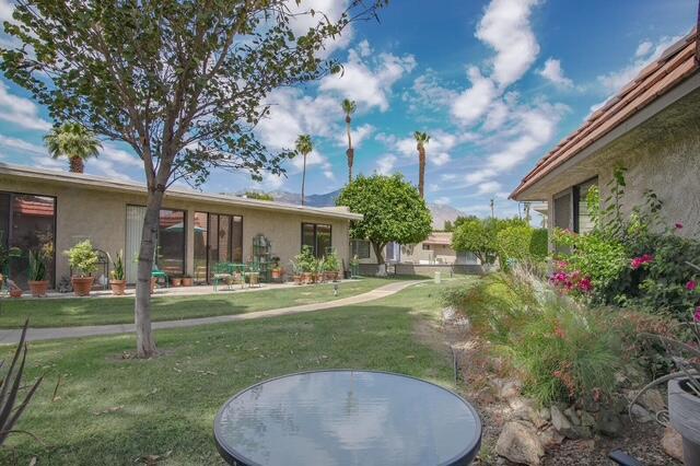 68473 Calle Toledo, Cathedral City CA: https://media.crmls.org/mediaz/43ac3801-0dce-46ae-b77f-671265af1ed1.jpg