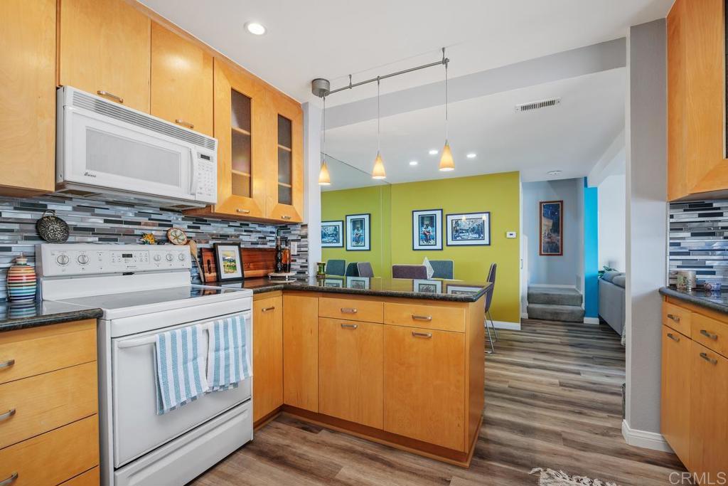 1081 Woodlake Dr Cardiff By The Sea - photo 9