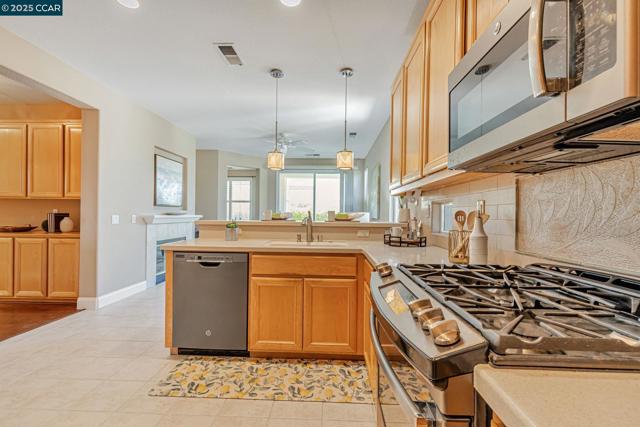 631 Baldwin Drive, Brentwood CA: https://media.crmls.org/mediaz/43ae12f2-eeb6-4c58-a638-9216a05e86ab.jpg