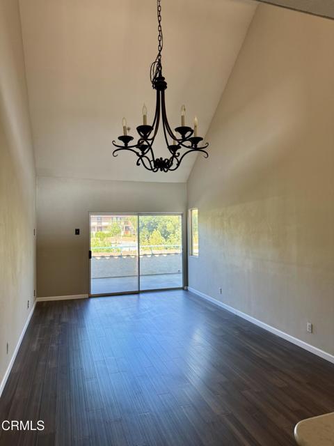 2742 Borchard Road, Newbury Park CA: https://media.crmls.org/mediaz/43ae3e20-79ef-4fb2-bde7-1f4ec51fe994.jpg